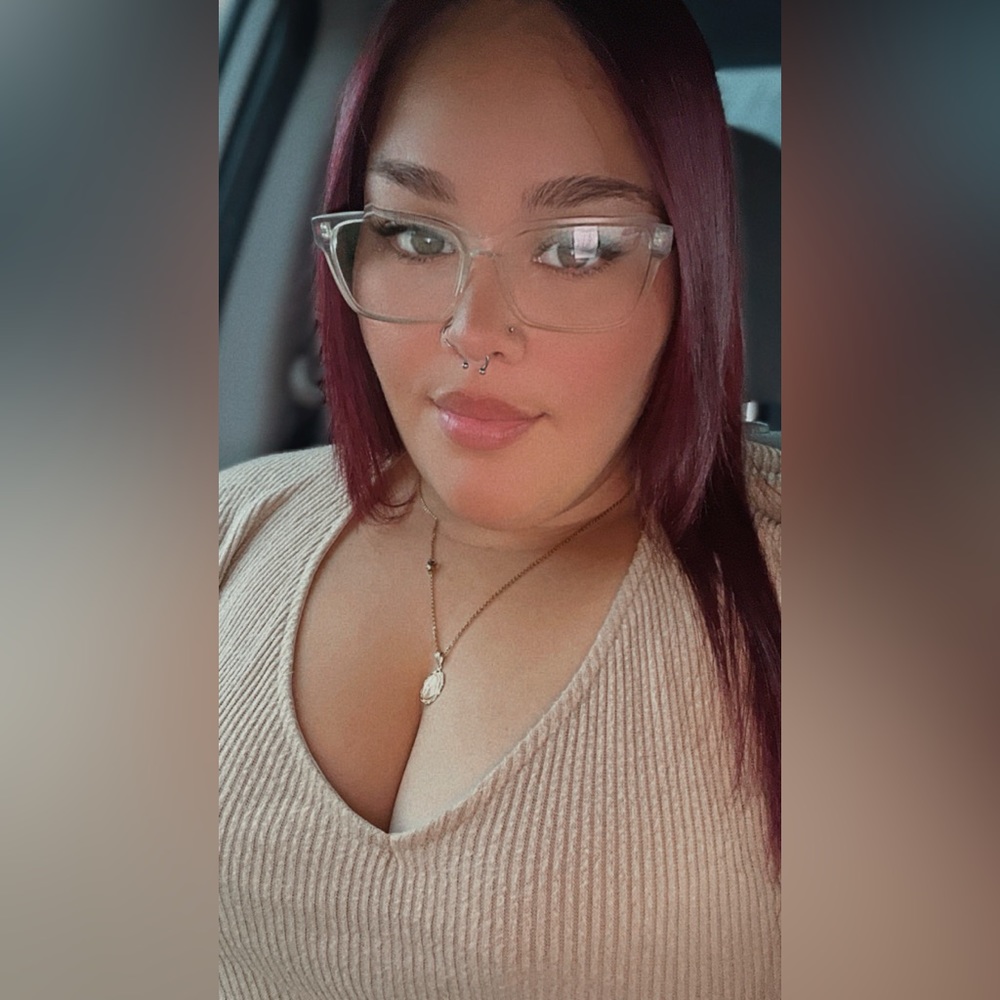 Meet your Posher, Adriana